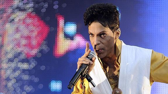 Prince, durante una actuación en París.