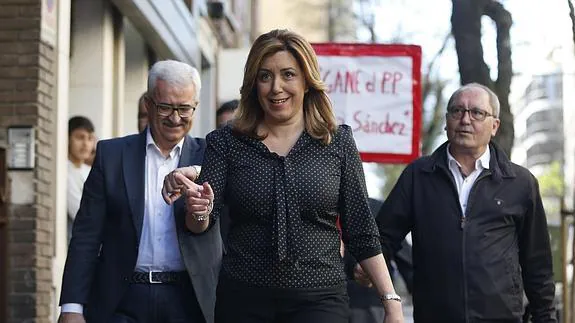 Susana Díaz, a su llegada a la reunión extraordinaria del Comité Federal del PSOE.