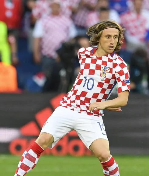 Luka Modric, durante un partido con la selección croata en la Eurocopa. 