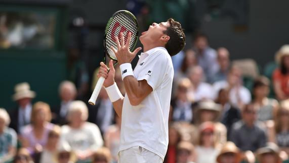 Raonic se lamenta durante un partido. 