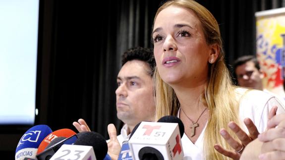 La esposa del opositor venezolano Leopoldo López, Lilian Tintori.