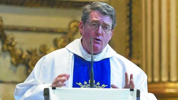 Juan Cruz Mendizabal durante una celebración religiosa.