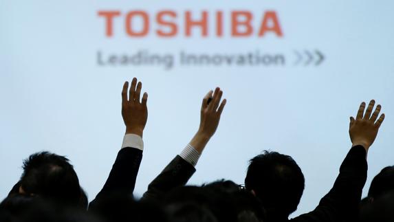 Rueda de prensa de Toshiba. 