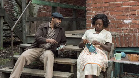 Denzel Washington y Viola Davis en 'Fences'.