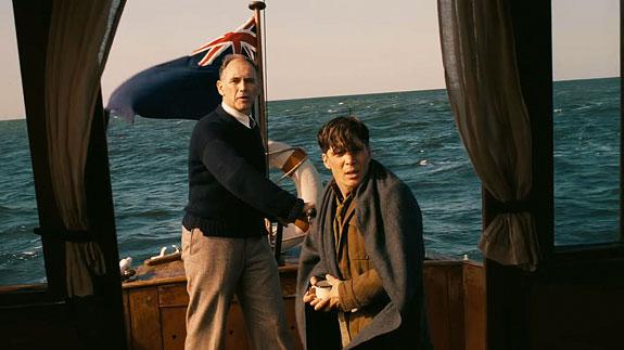 Mark Rylance y Cillian Murphy en 'Dunkirk'.