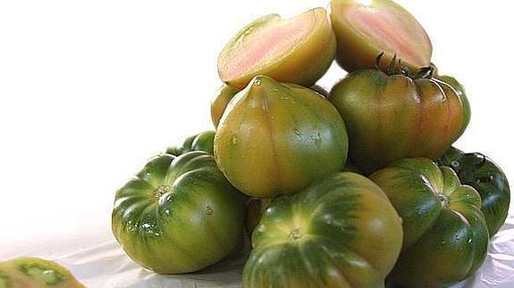 Su color es de un verde intenso.