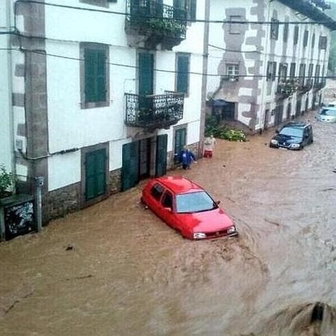 Elizondo es una de las zonas más afectadas por las inundaciones en el Baztan.