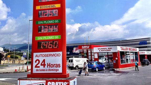 La gasolinera del Simply de Durango, la más barata de Bizkaia.