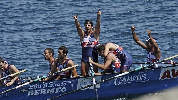 Urdaibai celebra la victoria en Zierbana 