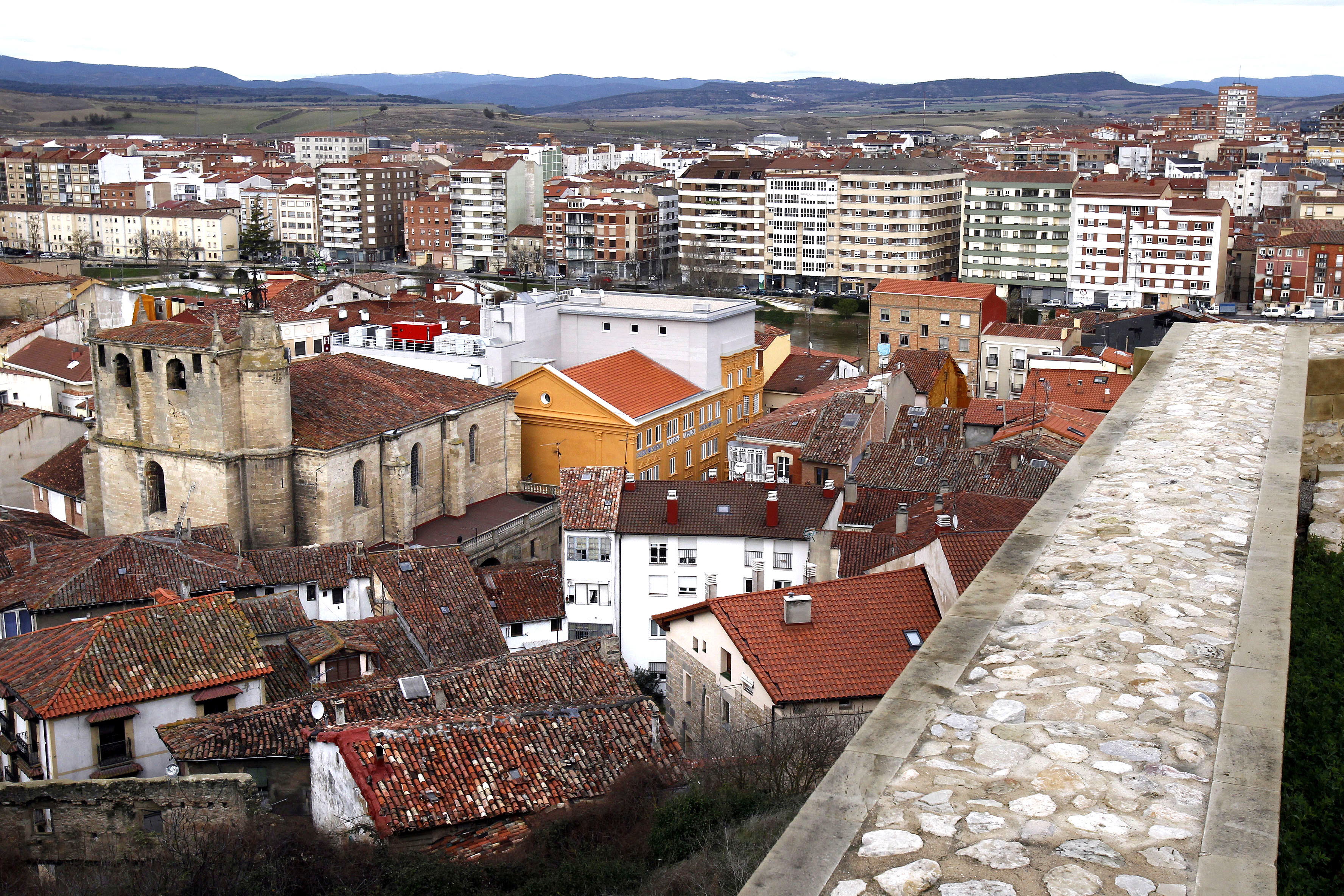 La Junta adeuda algo más de un millón de euros por el Apolo que el Ayuntamiento pretende destinar a financiar su equipamiento. 