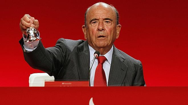 El presidente del Banco Santander, Emilio Botín, en una Junta de Accionistas en marzo.