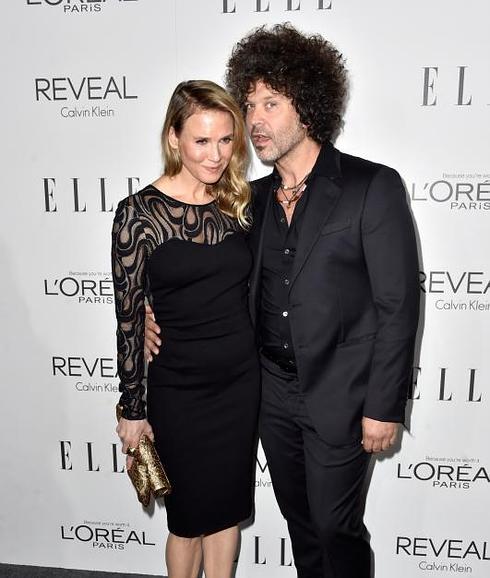 Renée Zellweger y su chico. 