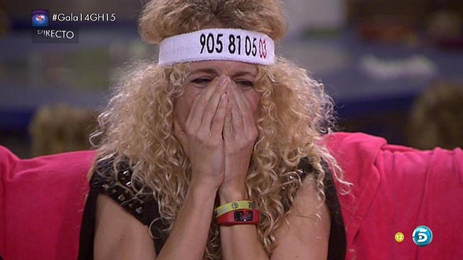 Azahara llora la marcha del 'primo' con el que tanto había conectado. 