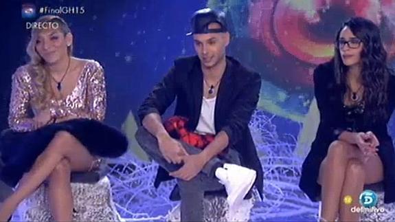 Lucía dejó ver de más al volver a la casa para enfrentarse a Paula. 