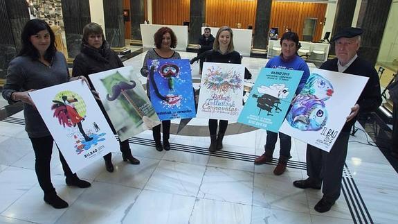 Los carteles que pugnan por promocionar este año el Carnaval de Bilbao.