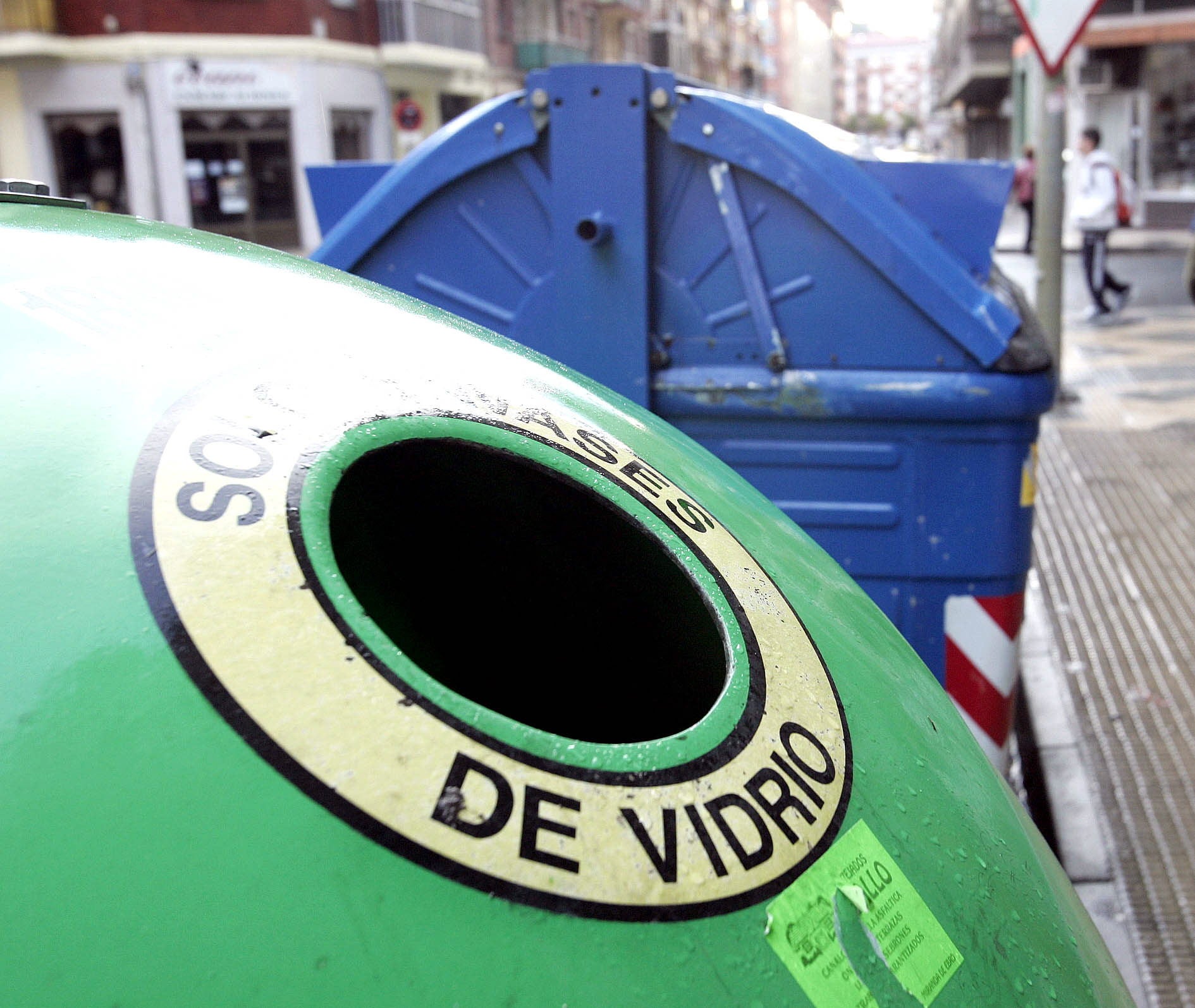 Los iglúes para el reciclaje de vidrio volverán al paisaje urbano de Miranda. 