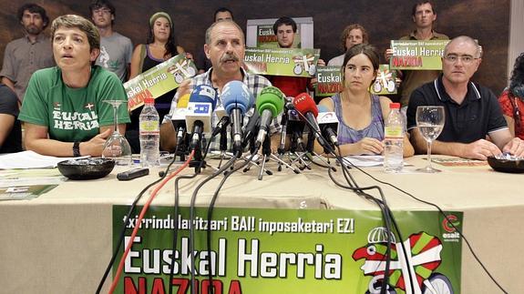 Miembros de Esait durante un acto. 