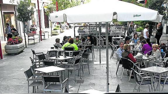 El sector servicios ha sido el que ha registrado un mejor comportamiento en el transcurso del pasado mes de julio