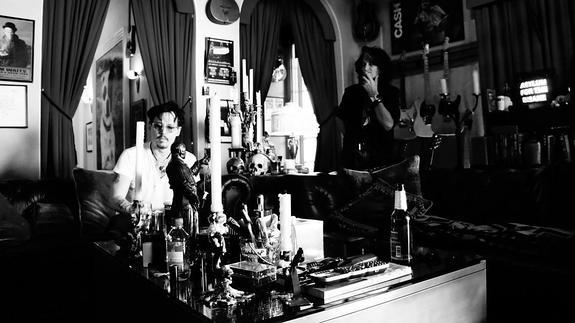 Johnny Depp y Joe Perry en una reunión de los nuevos The Hollywood Vampires.