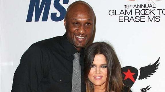 Odom junto a Khloe Kardashian.