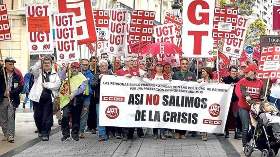 Manifestación del pasado Primero de Mayo, en el que los sindicatos reivindicaron medidas efectivas para salir de la crisis.