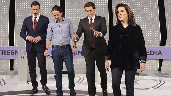 Pedro Sánchez, Pablo Iglesias, Albert Rivera eta Soraya Sáenz de Santamaría.