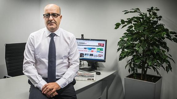 José Miguel Santamaría. 