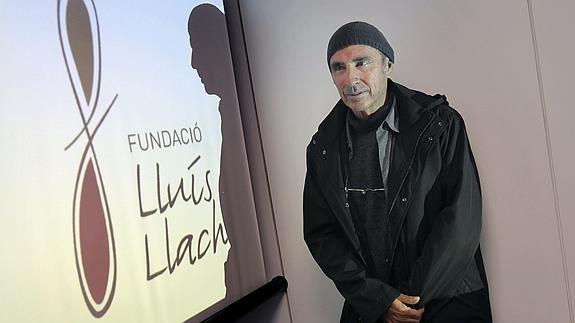 El cantautor Lluis Llach, en una representación