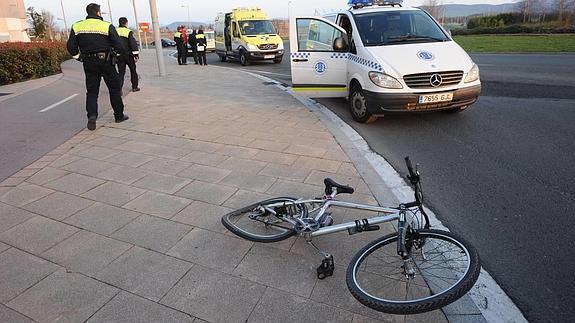 Un accidente con un ciclista implicado en Vitoria. 