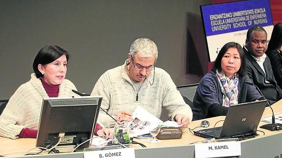 Bibiana, Moufdi, Xiao y Mateus, en las jornadas de enfermería celebradas ayer en el Europa. 