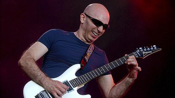 Joe Satriani.