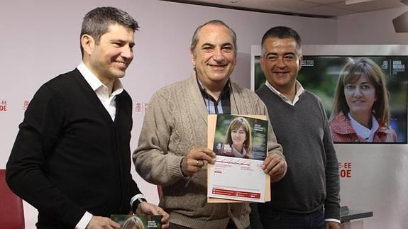 El secretario de Organización del PSE-EE, Miguel Ángel Morales, el Coordinador del Programa 2016, Iñaki Arriola, y el Secretario de Estudios y Programas, Enrique Ramos.