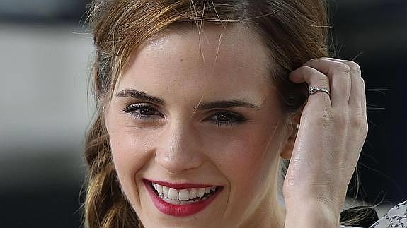 Emma Watson, feliz y muy sonriente.