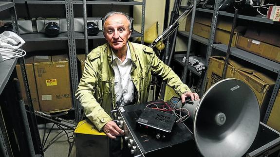 «A mí me ha tocado reciclarme constantemente», advierte Aldasoro.