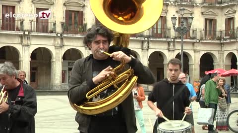Catalanes que emulan los sonidos de Nueva Orleans