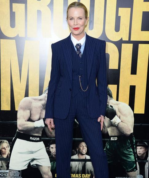 Kim Basinger se sometió hace tres años a una serie de retoques estéticos muy cuestionados.