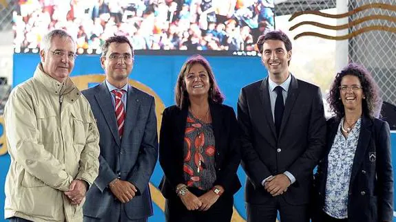 Luis Eguiluz, Jon Ruigómez, Carmen Manrique, Xabier Ochandiano y Beatriz Marcos.