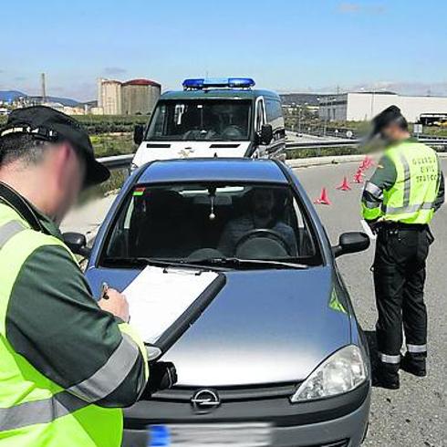 Un control de la Guardia Civil. 