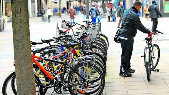 El uso de la bicicleta ha crecido hasta protagonizar «el 12% de los desplazamientos». 