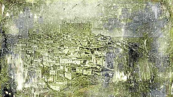 El daguerrotipo, fechado entre 1841 y 1845, es la primera fotografía conocida de Toledo