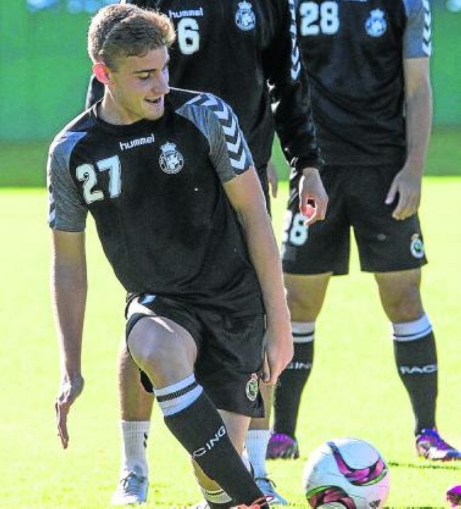 El cedido por el Racing espera «mejorar como futbolista y como persona» en el club. 