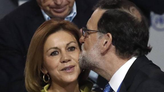 María Dolores de Cospedal eta Mariano Rajoy.