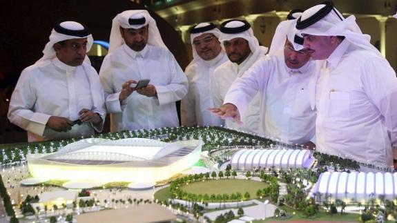 Maqueta de uno de los estadios que formarán parte del Mundial de 2022.
