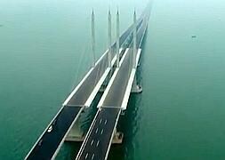 El puente se encuentra en la ciudad de Qingdao.