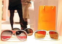 Las gafas, imprescindibles en la maleta de las vacaciones.