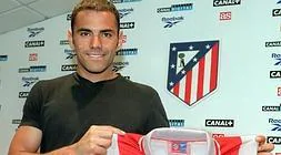 Ballesta, cuando firmó con el Atlético