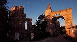 El convento de los Hospitalarios Antonianos.