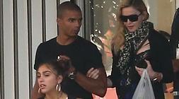 Zaibat, Madonna y su hija, Lourdes, en agosto en París. /Bestimage