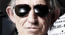 Primer plano de Richards.