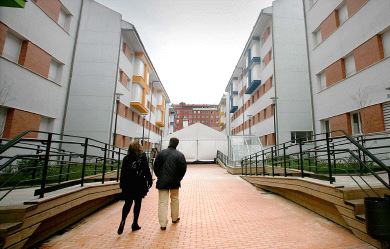 INCREMENTO. La medida adoptada por el Departamento de Vivienda afectará a los pisos de 45, 60 y 75 metros cuadrados. / MAITE BARTOLOMÉ